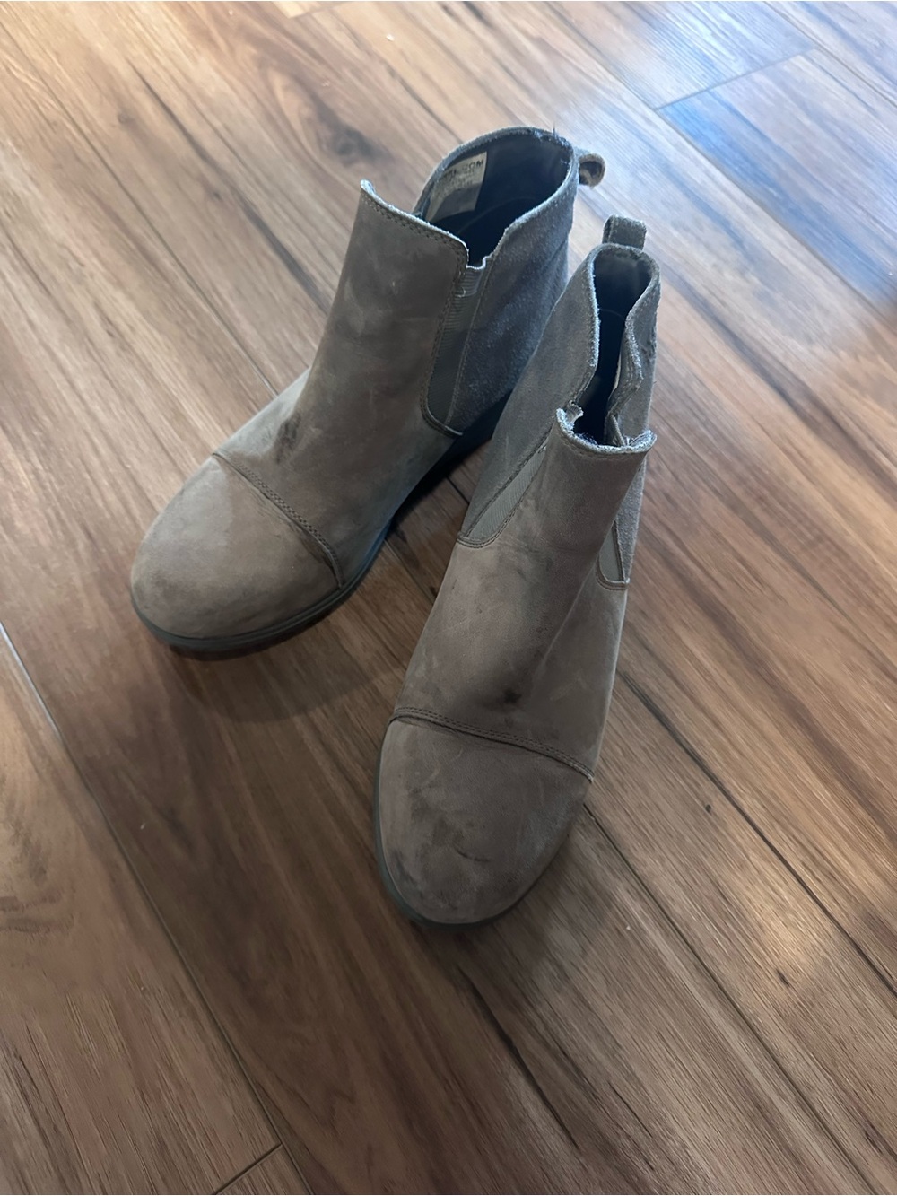 Sorel Women's Suede Ankle Chelsea Booties in Taupe